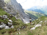 28 Scendiamo dalla forcella di Valmora